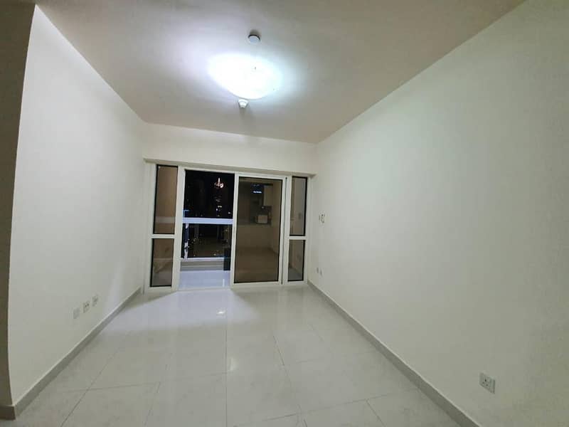 شقة في بوابة دبي الجديدة 1،مجمع Q،أبراج بحيرات الجميرا 1 غرفة 700000 درهم - 6580648
