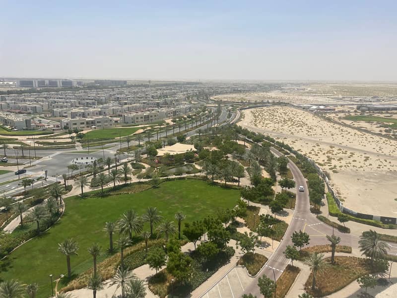 Golf Course View / Single Row / Fully Furnished Golf Course View / Single Row / Fully Furnished