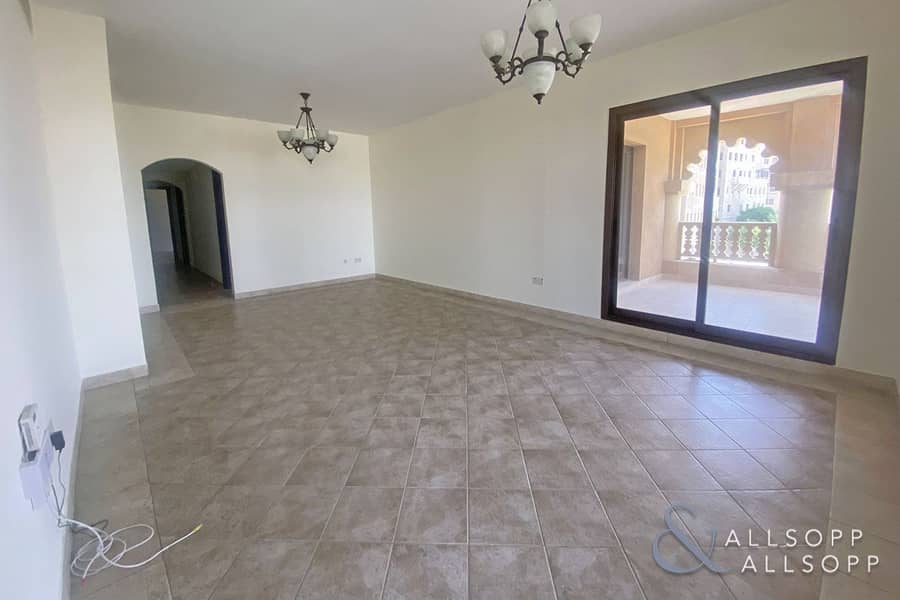3 Bedroom | Large Terrace | Spacious Layout 3 Bedroom | Large Terrace | Spacious Layout