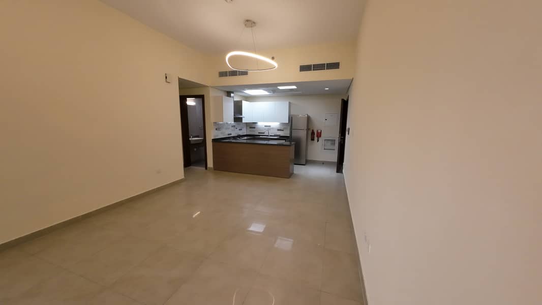 Stunning Neighborhood Views: Spacious 1-BHK Apartment in Azizi Samia, Dubai - Perfect Blend of Comfort and Serenity! Stunning Neighborhood Views: Spacious 1-BHK Apartment in Azizi Samia, Dubai - Perfect Blend of Comfort and Serenity!