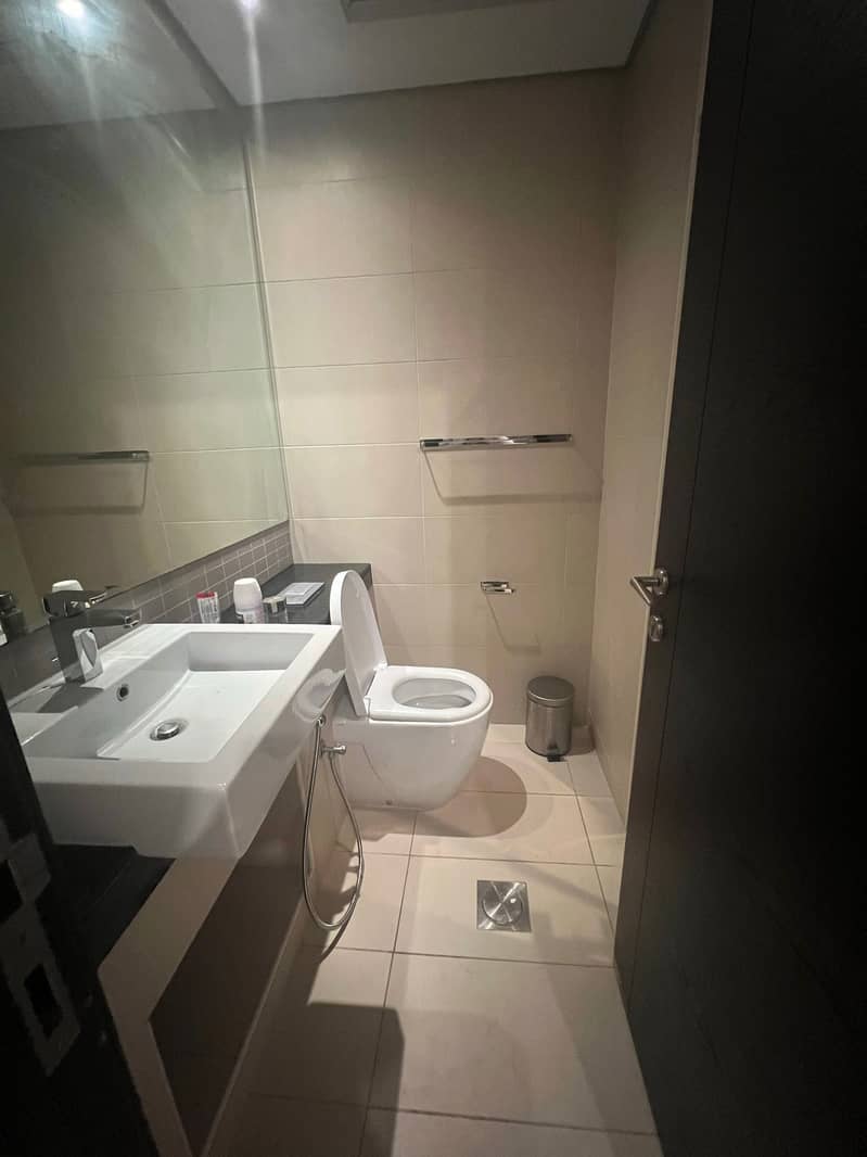 Vacant Now | Unfurnished Corner Unit | Marina View Vacant Now | Unfurnished Corner Unit | Marina View