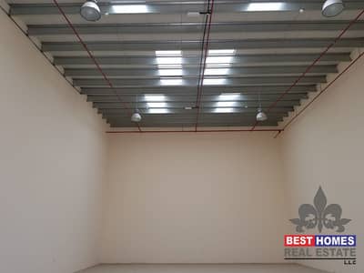 Warehouse for Rent in Al Jurf, Ajman - Spacious Warehouse | With Electricity | Prime location