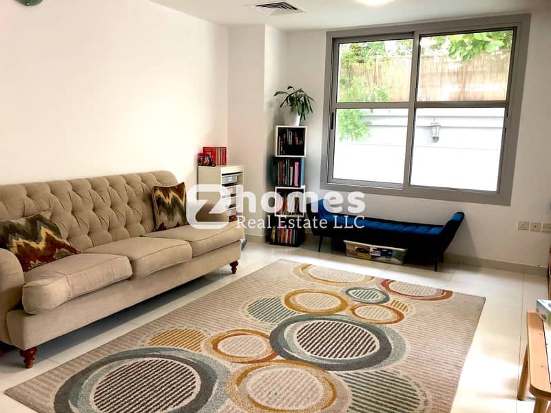 Genuine Listing | Well Maintained | Vacant Genuine Listing | Well Maintained | Vacant
