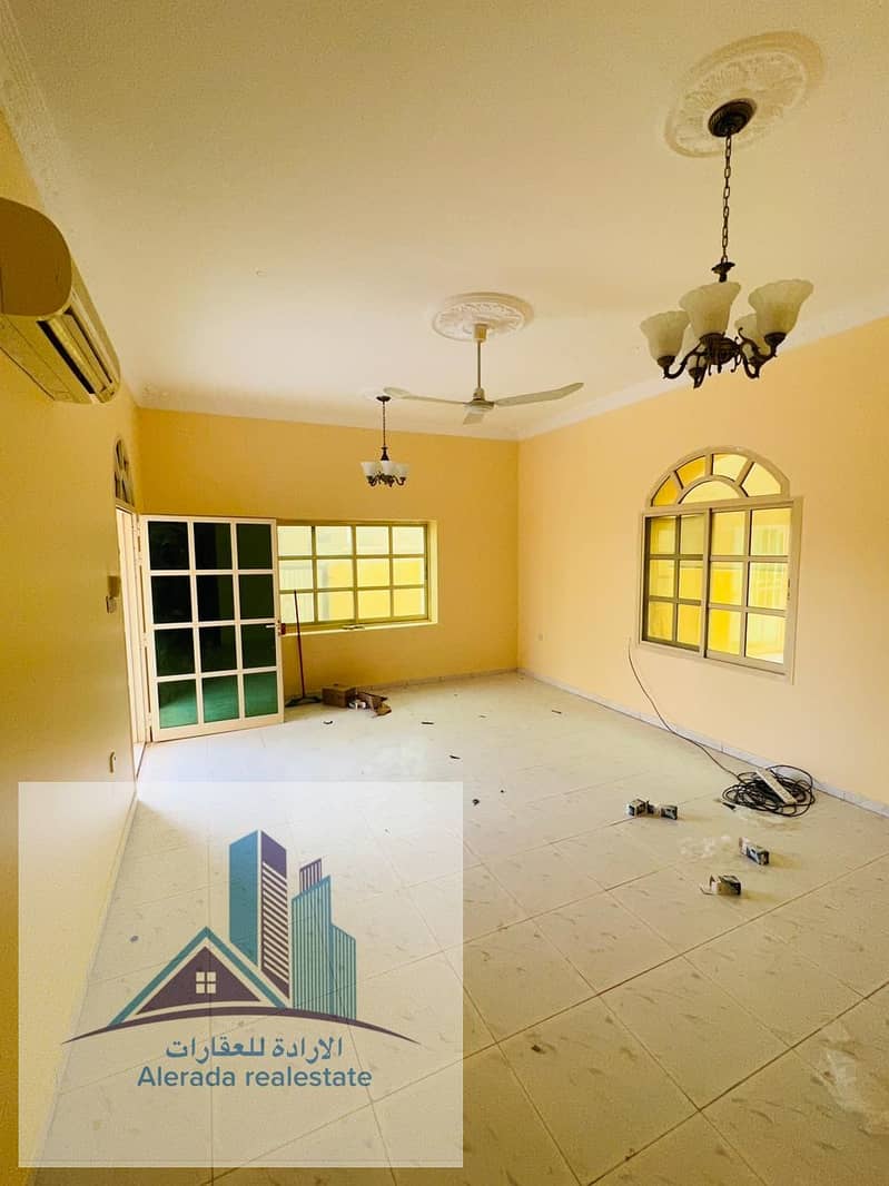 Villa for rent in Ajman, Al Rawda district, the second piece of the street