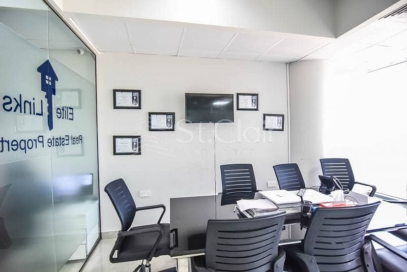 Fitted Office in I Rise Tower For Sale