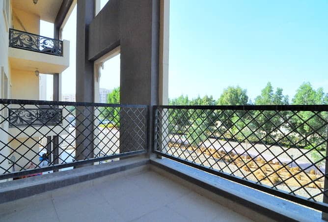 HOT DEAL || PRIME LOCATION || HUGE APARTMENT HOT DEAL || PRIME LOCATION || HUGE APARTMENT