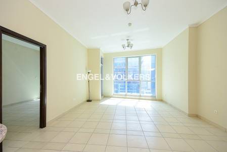 1 BR with partial Marina view | Balcony 1 BR with partial Marina view | Balcony