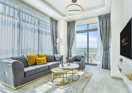 2 Bedroom Flat for Rent in Al Jaddaf, Dubai - Living room