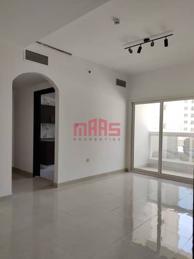 2 Bedroom Flat for Rent in Muwaileh Commercial, Sharjah - Roadside | Family Only | 2-BHK Apartment | Spacious | Balcony