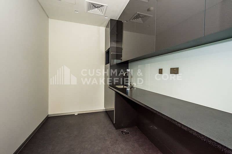 Furnished Office | Mid Floor | Prime Location