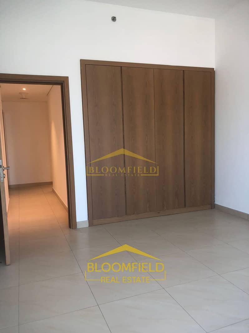 2BHK with Kitchen Appliances| Road View | Semi close Kitchen| vacant 2BHK with Kitchen Appliances| Road View | Semi close Kitchen| vacant