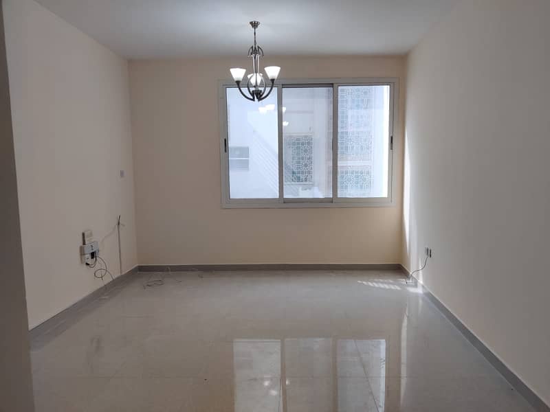 Spacious flat in Central A/C with balcony