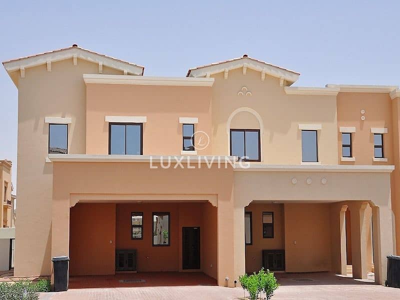 Exellent Condition | End Unit | Gated Community Exellent Condition | End Unit | Gated Community