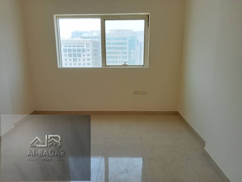 شقة في شارع التعاون،التعاون 3 غرف 42000 درهم - 7535947