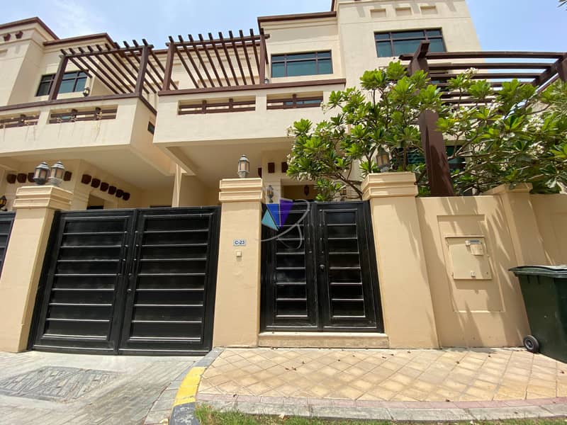 Hot Deal 5BR Villa For Sale with Rent Refund