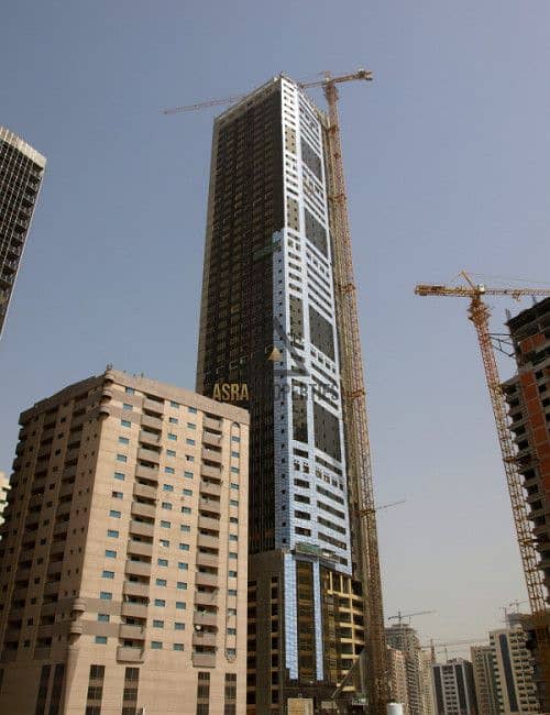 位于阿尔那哈达（夏尔迦），夏尔迦门大厦 2 卧室的公寓 450000 AED - 6081861