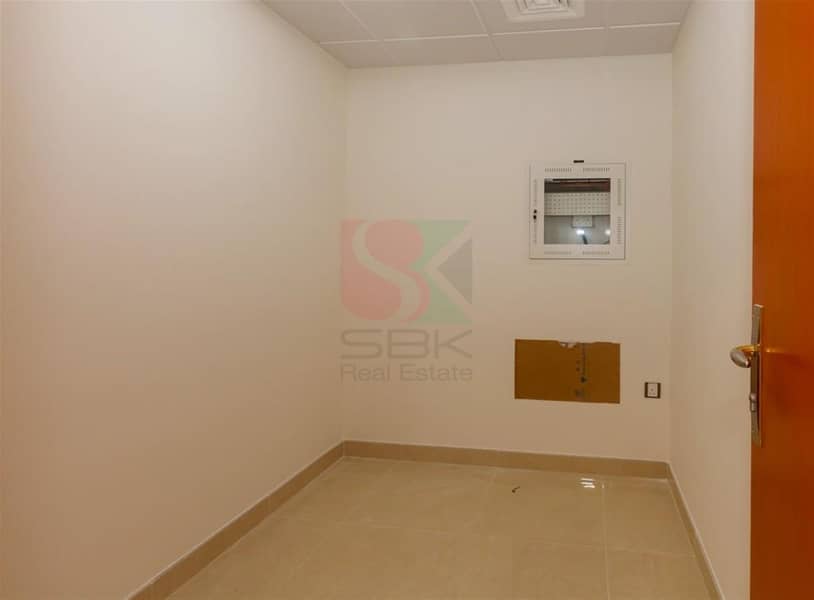 7 Spacious 2BR with Maidroom at Offer Price Al Sufouh