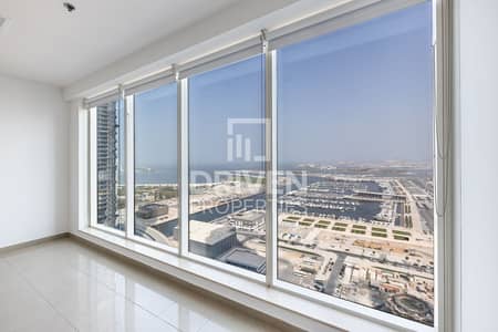 3 Bedroom Apartment for Rent in Dubai Marina, Dubai - Huge Unit w/ Maid Room and Full Sea View