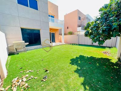 4 Bedroom Villa for Rent in Al Reef, Abu Dhabi - Spacious Layout|Well Maintained|Maids Room