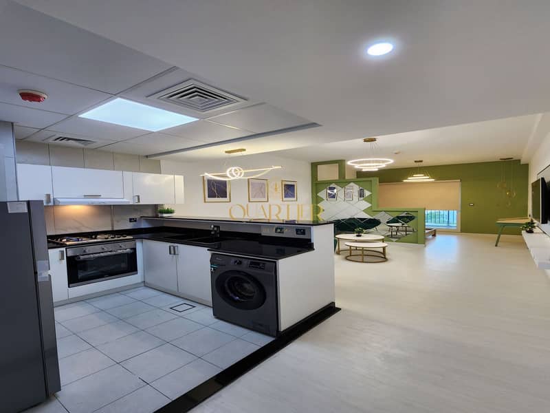Spacious / Bright / Vacant / Upgraded / Balcony Spacious / Bright / Vacant / Upgraded / Balcony