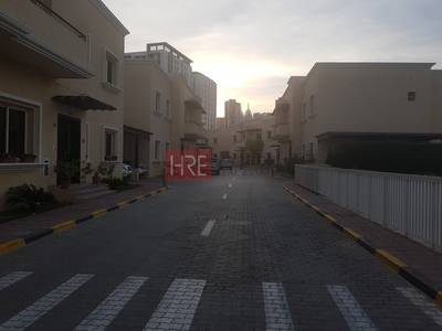 5 Bedroom Villa + Maids' in Gated Estate. 5 Bedroom Villa + Maids' in Gated Estate.