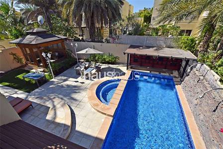 Lake Front | Upgraded | Pool | Exclusive Lake Front | Upgraded | Pool | Exclusive