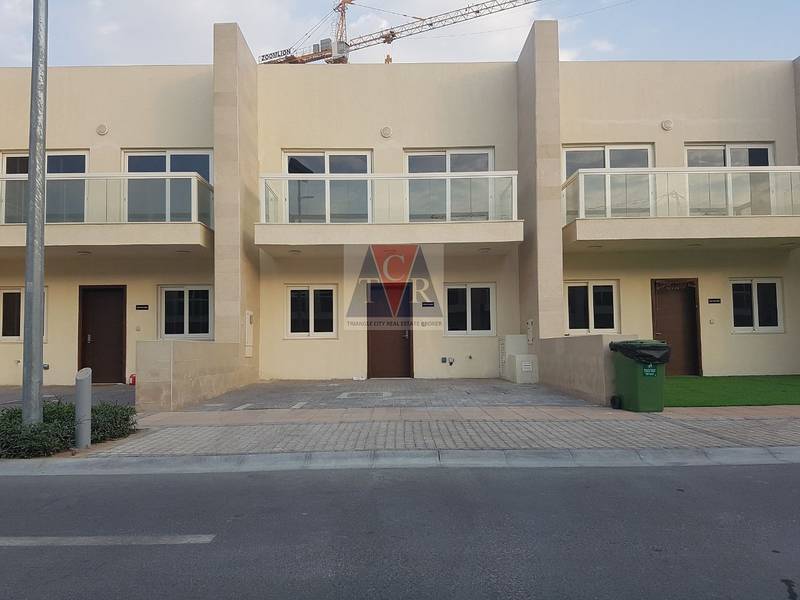 Investor deal in Warsan village 3 bed room town house Investor deal in Warsan village 3 bed room town house