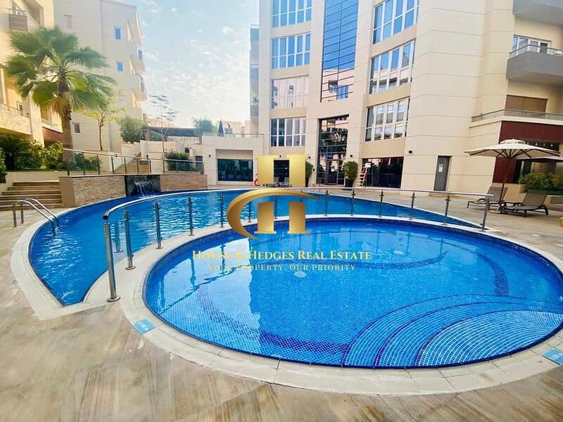Excellent Community-Huge Size-Prime Location. Excellent Community-Huge Size-Prime Location.