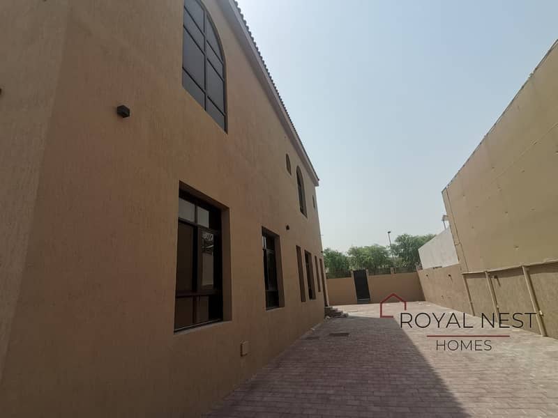 Ready To Move / Good Location / Modern Villa Ready To Move / Good Location / Modern Villa