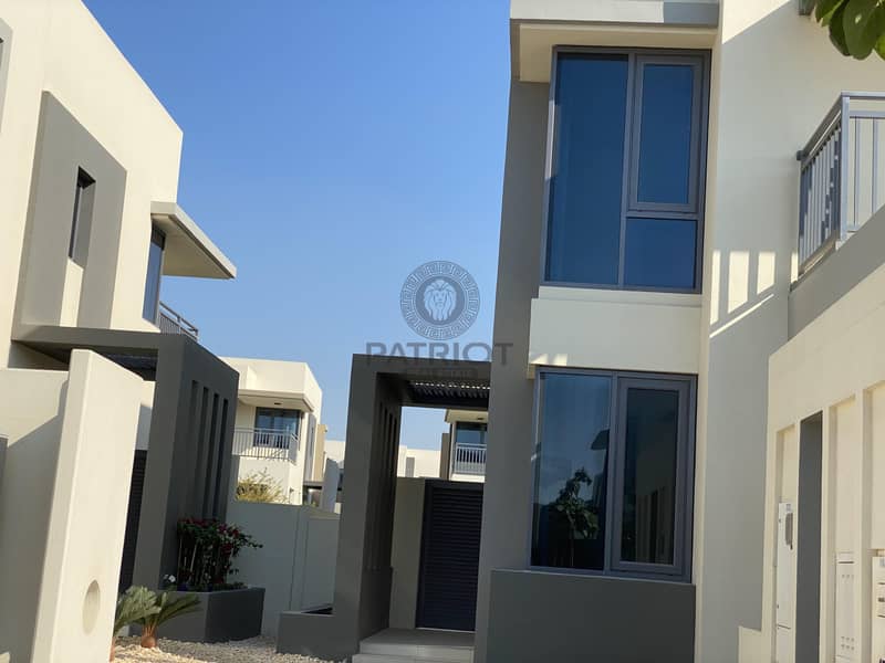 13 4 Bedroom Townhouse for sale ready to move in Cash Buyers Only