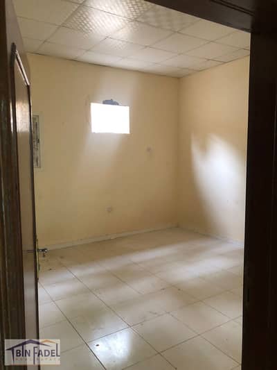 2 Bedroom Townhouse for Rent in Central District, Al Ain - TWO BHK WITH SPLIT AC TOWN HOUSE FOR RENT CENTERAL DISTRICT MONTHLY BASIS