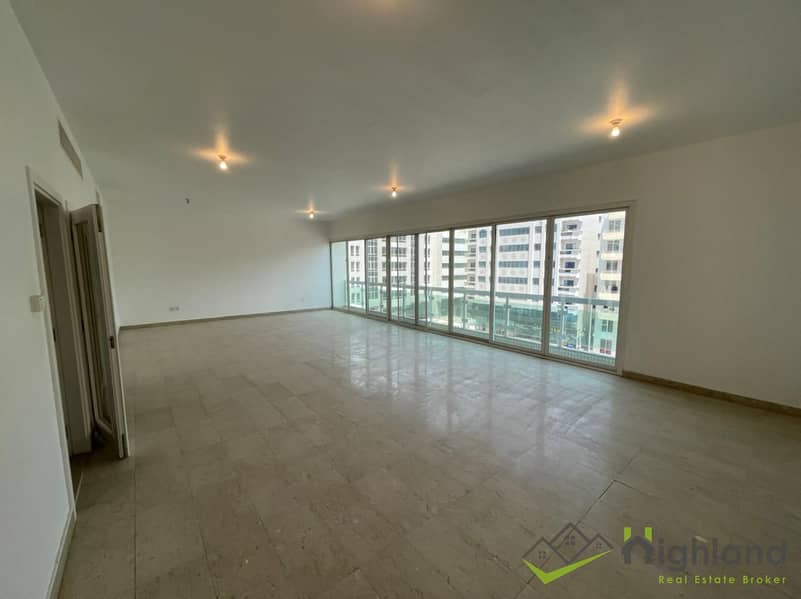 Spacious 4 Bedroom Apartment with Maid’s Room in Khalidiya