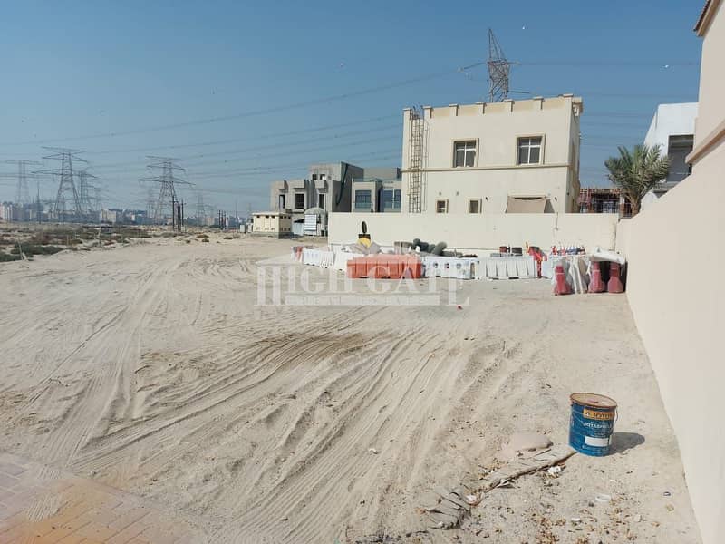 ارض سكنية في مثلث قرية الجميرا (JVT) 4256105 درهم - 7712389 ارض سكنية في مثلث قرية الجميرا (JVT) 4256105 درهم - 7712389