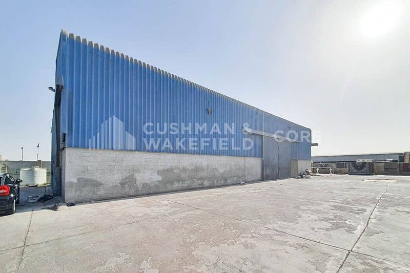 位于穆萨法赫，ICAD - 阿布扎比工业城 的仓库 700000 AED - 5841505