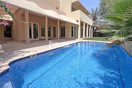 5 Bedroom Villa for Rent in Arabian Ranches, Dubai - Golf Course View | Private Pool | Walk To Shops
