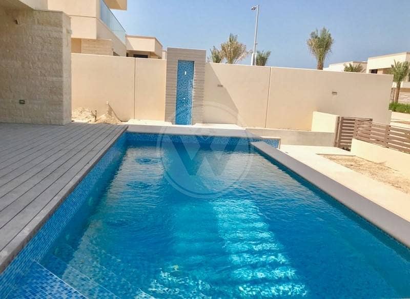 Well positioned Type 6 villa with pool..