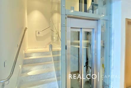 5 Bedroom Townhouse for Sale in Downtown Dubai, Dubai - 5 Bedrooms| Private Lift |3 years Payment plan