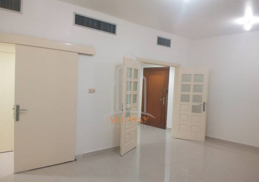 BEST PRICE! Superb 3 Bedrooms Apartment in the City of Abu Dhabi. 