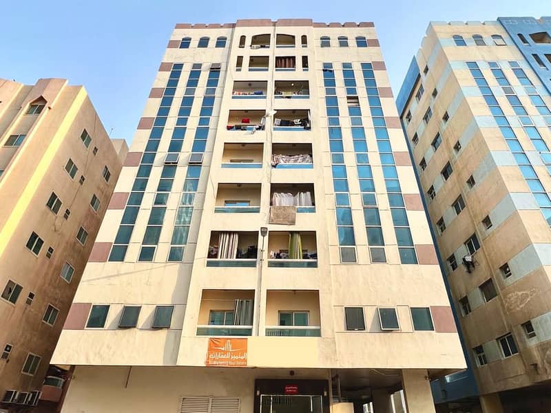 WITH 1 BALCONY/ GREAT DEAL(1 MONTH FREE) / VERY SPACIOUS / GOOD CONDITION / PRIME LOCATION
