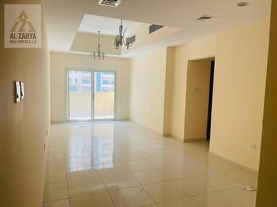 شقة 2 غرفة نوم للايجار في مدينة الإمارات‬، عجمان - شقة فسيحة من غرفتي نوم للإيجار في برج ليليز مدينة الإمارات ، عجمان.