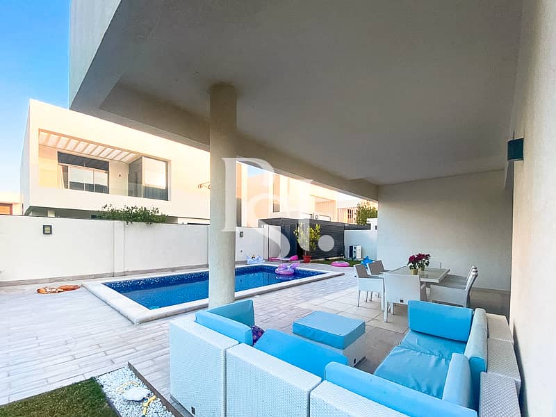 Double Row Corner Luxury Villa with Private Pool Double Row Corner Luxury Villa with Private Pool