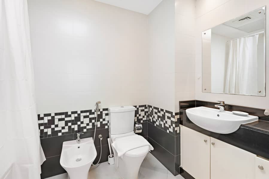 18 Bathroom