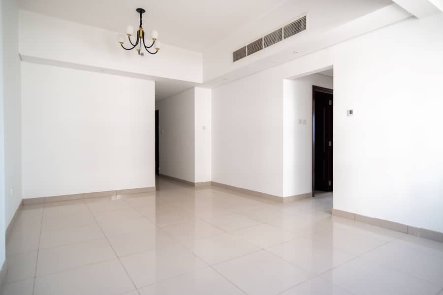شقة في مدينة الخدمات اللوجستية‬،دبي الجنوب 1 غرفة 32999 درهم - 7433043