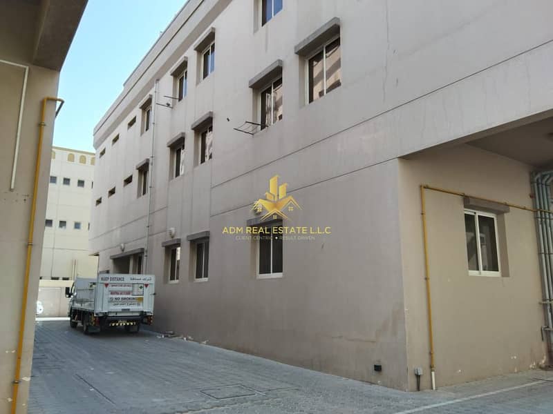 سكن عمال في محيصنة 255000 درهم - 7728691 سكن عمال في محيصنة 255000 درهم - 7728691