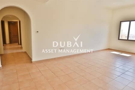 2 Bedroom Apartment for Rent in Mirdif, Dubai - Elegant 2 Bedrooms | No commission