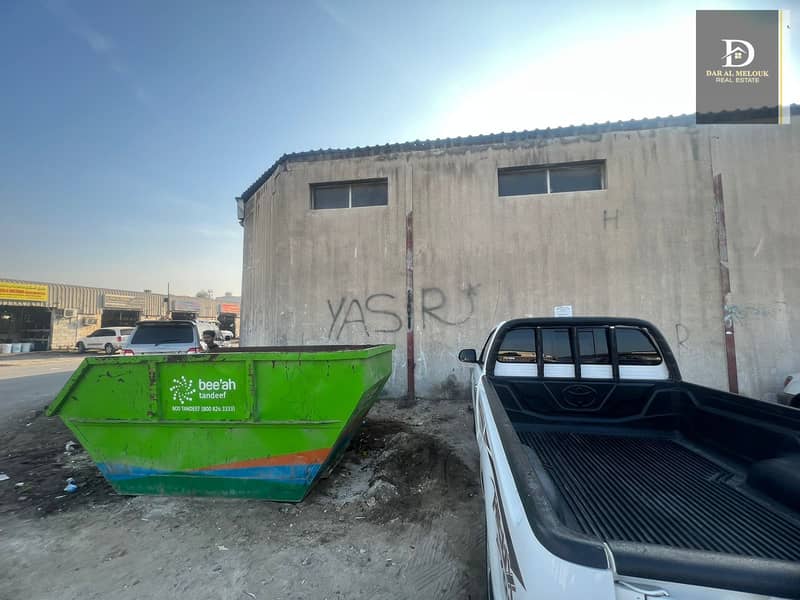 For sale in Sharjah, the sixth industrial area, Shabrat