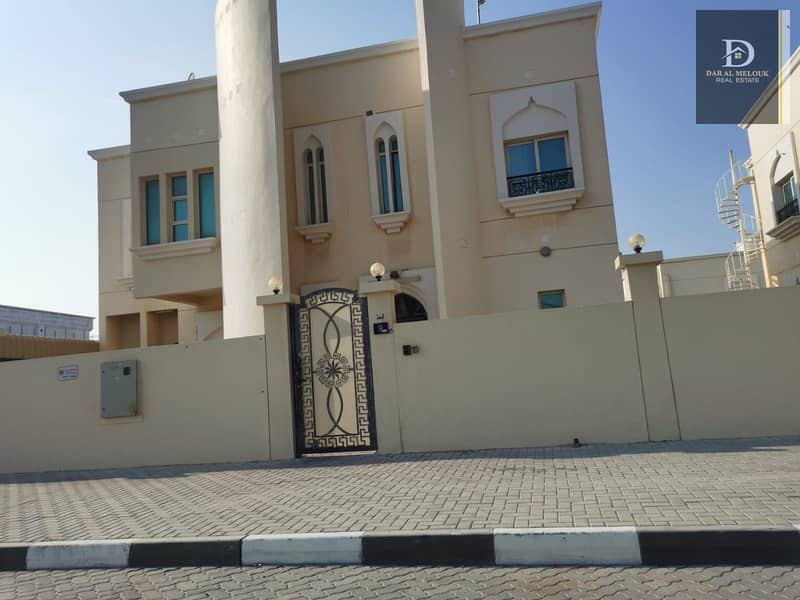 Two-storey villa for sale in Sharjah, Al-Azra area (corner)