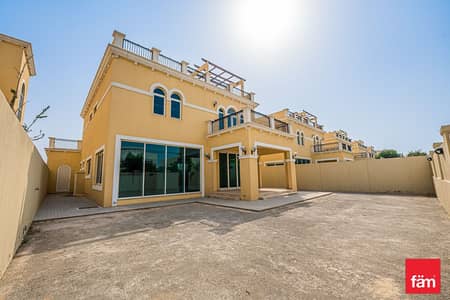 4 Bedroom Villa for Rent in Jumeirah Park, Dubai - Vacant Now - Single Row - Maintenance Company Inc