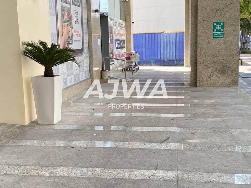 Urgent Sale - Retail shop in down town walking distance to Burj Khalifa