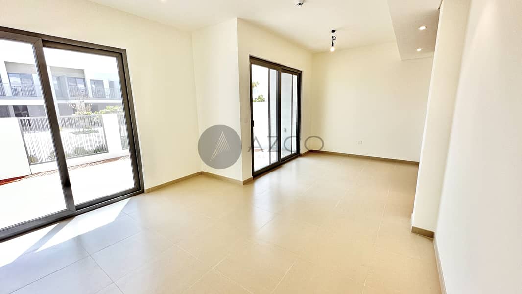 Brand New | Single Row | Across Park | Call Now! Brand New | Single Row | Across Park | Call Now!